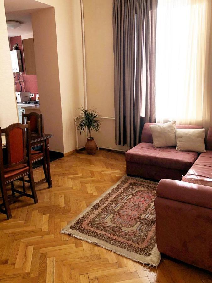 Dachi Inn Kazbegi Eksteriør bilde